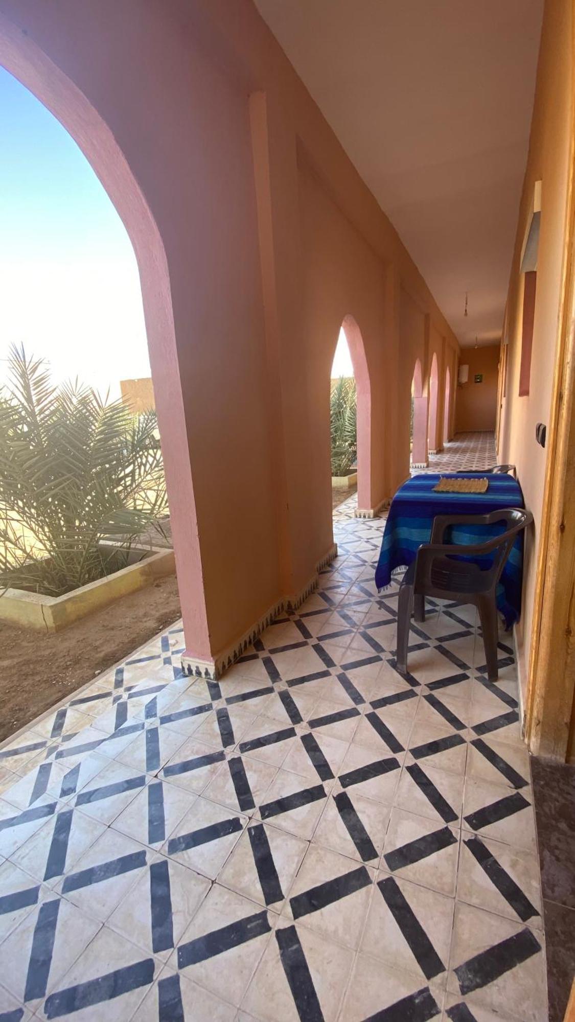 Tifinagh Guest House Мерзуга Екстер'єр фото